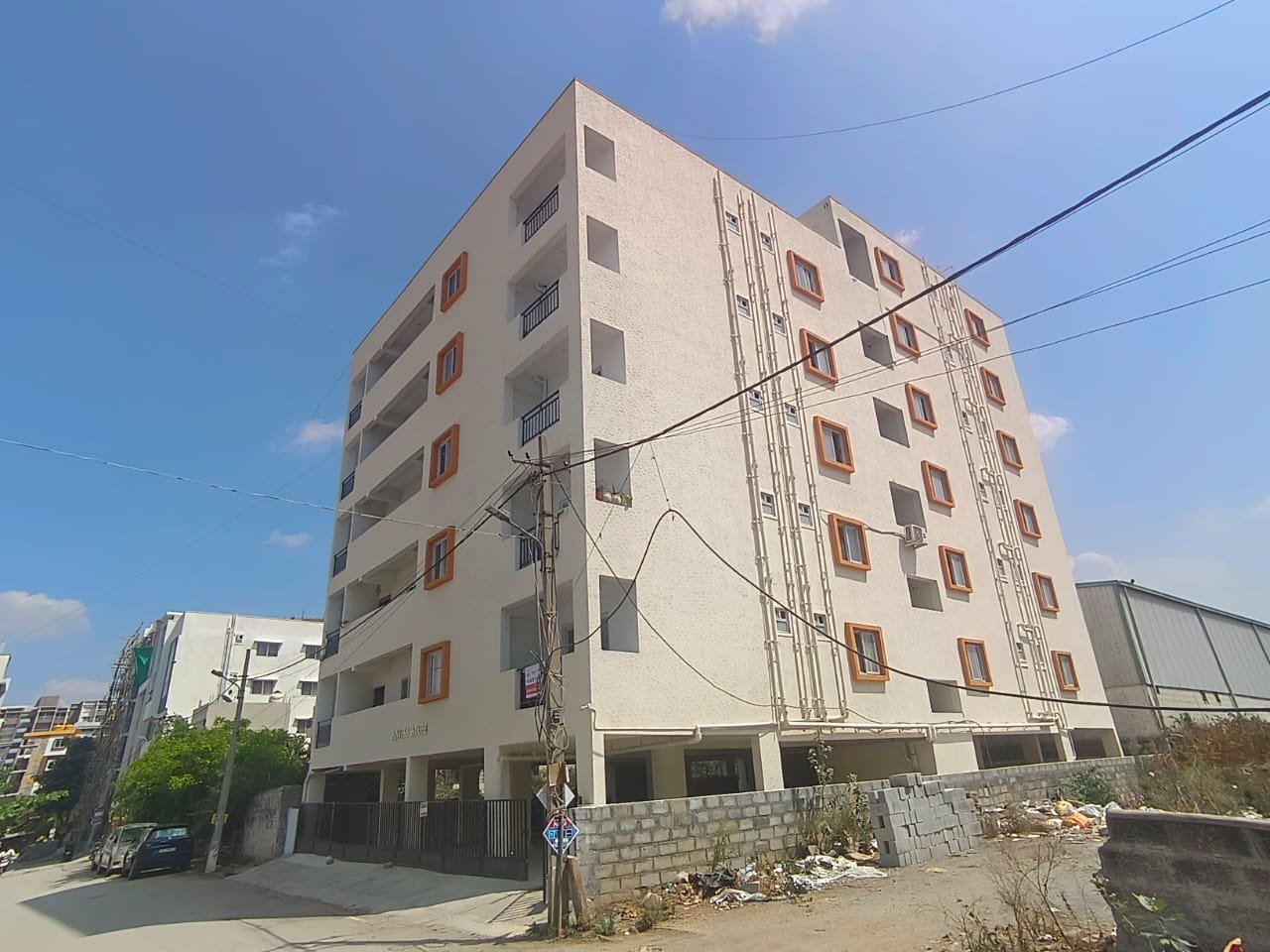 Ready-to-Move in Luxury Flats 2 & 3BHK For Sale in Banjara Layout