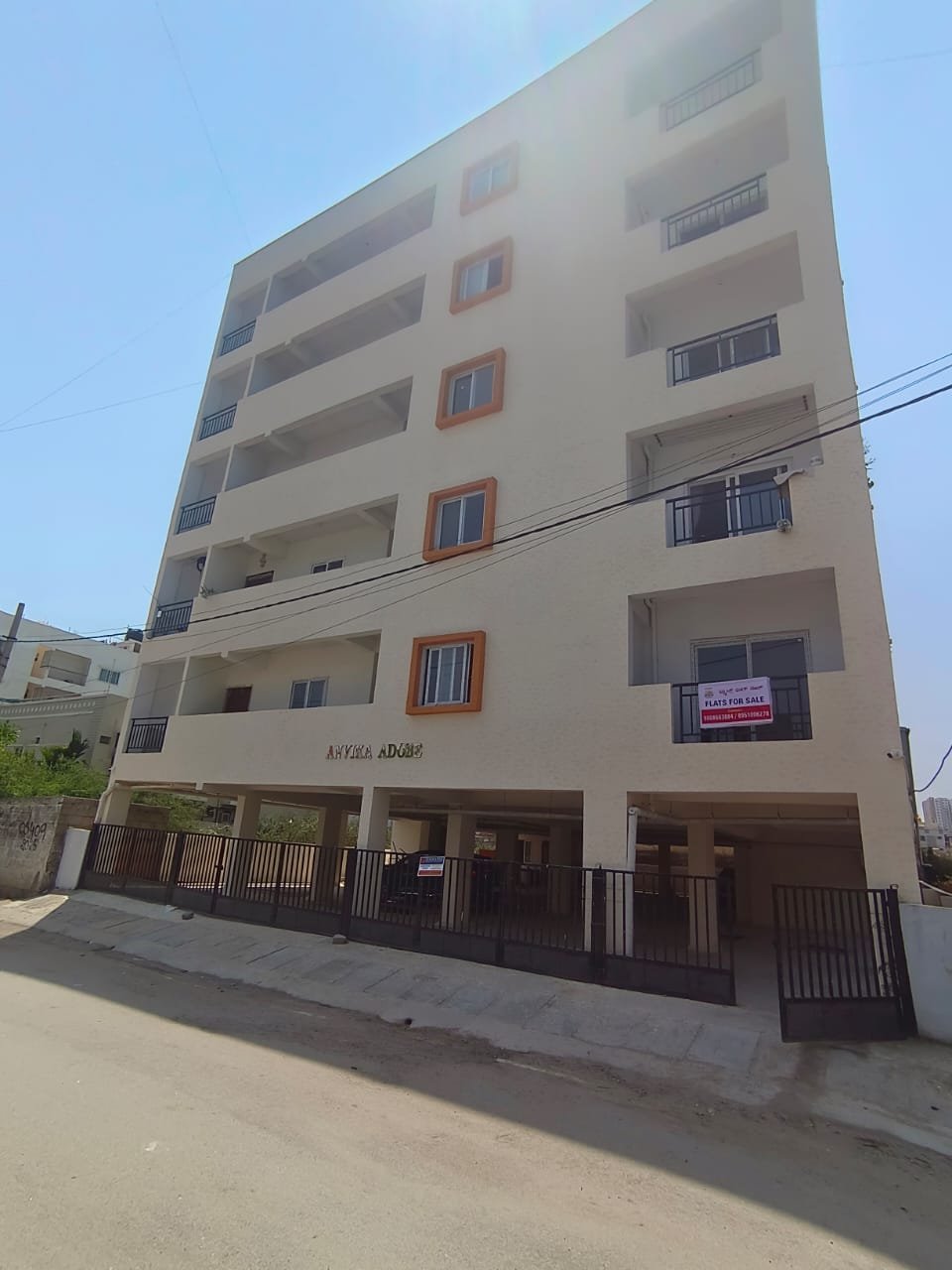 Ready-to-Move in Luxury Flats 2 & 3BHK For Sale in Banjara Layout